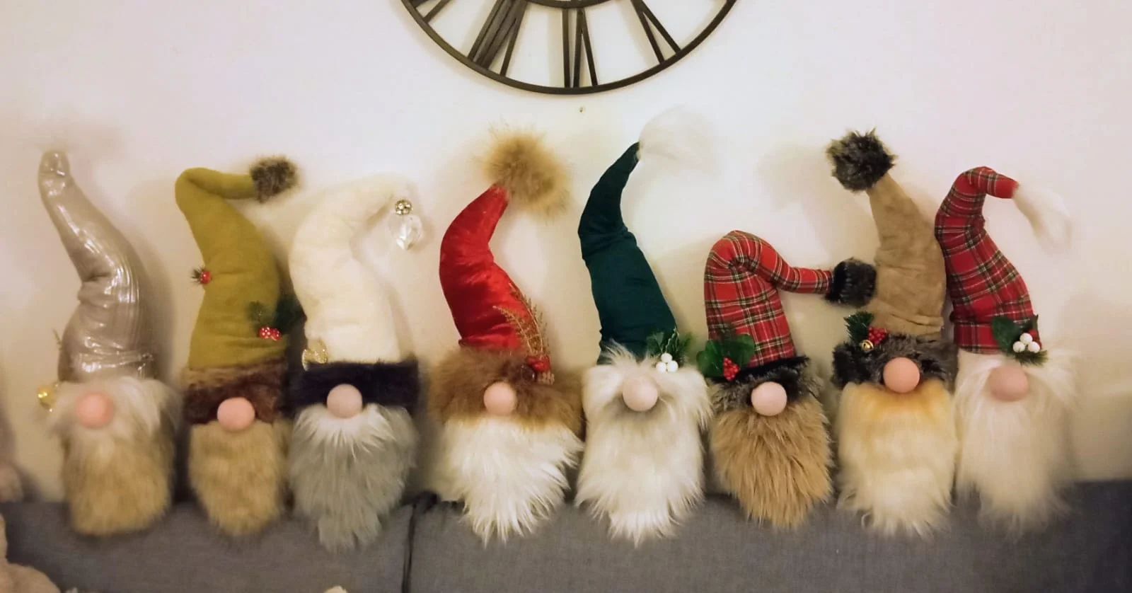 Who wants Gnomes ? - Live Paws news, Tenerife dog rescue