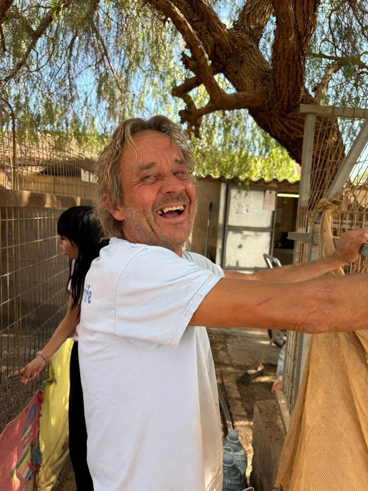 Smiles all round. - Live Paws news, Tenerife dog rescue